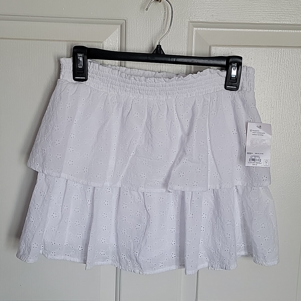 SO girls XL(14-16) white skirt. NWT.